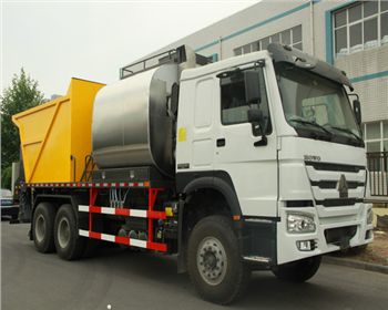 河南同步碎石封層車告訴你它有哪些優(yōu)勢(shì)